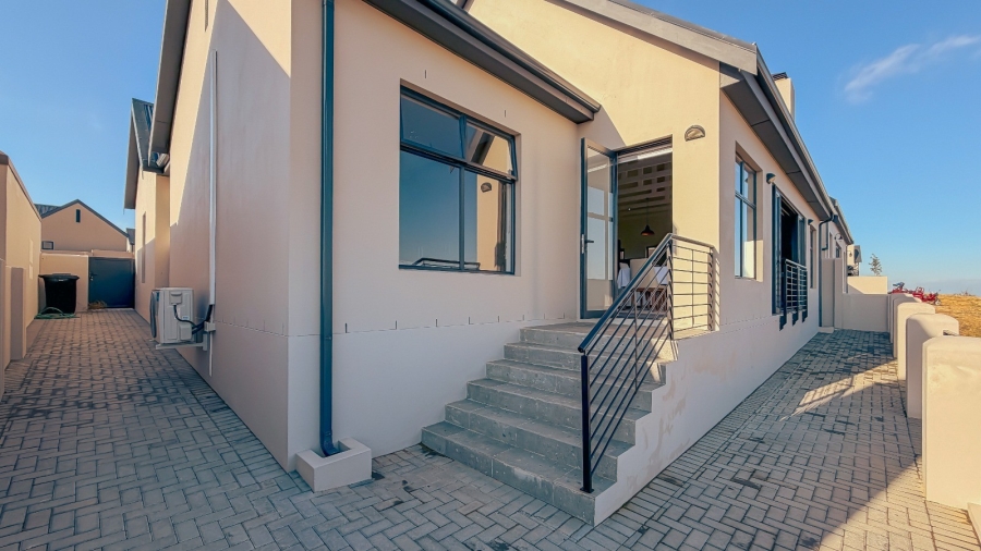 3 Bedroom Property for Sale in Mount Royal Golf Estate Western Cape